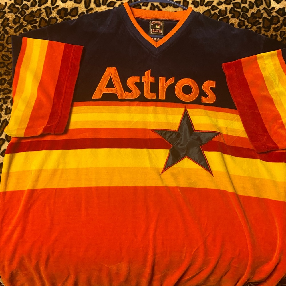 Astros jersey… very vibrant colors. It’s made of a velvety material